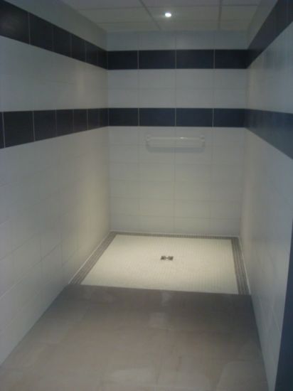 douche à jets, soin de thalasso à Montpellier centre ville